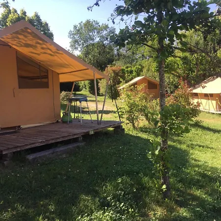 Camping Les Routes De Provence Forcalquier