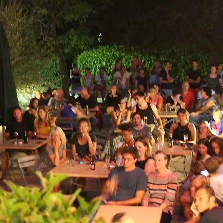 Parque de Campismo Camping Les Routes De Provence 3*
