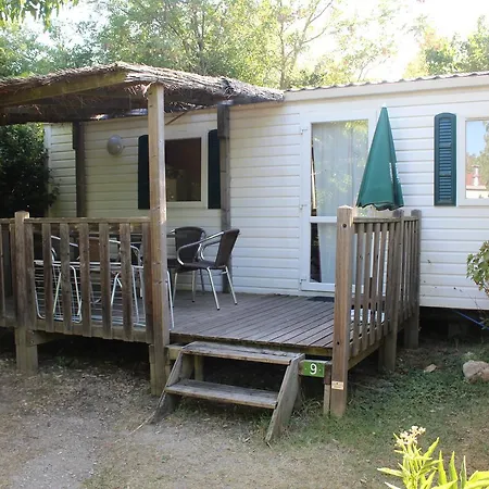Camping Les Routes De Provence 3* Forcalquier