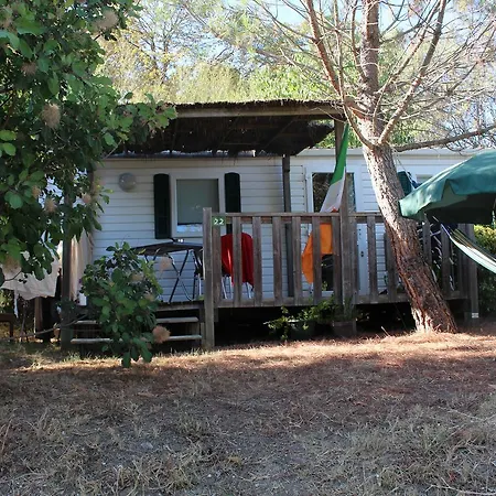 Parque de Campismo Camping Les Routes De Provence