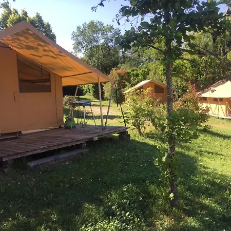 Camping Les Routes De Provence Forcalquier