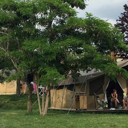 Camping Les Routes De Provence Campingplatz Forcalquier