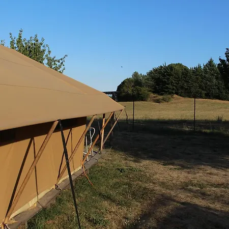 Camping Les Routes De Provence